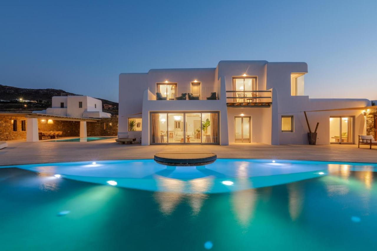 Mykonos Ag Villas In Ftelia Beach Exterior photo