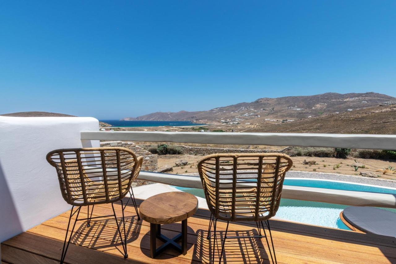 Mykonos Ag Villas In Ftelia Beach Exterior photo